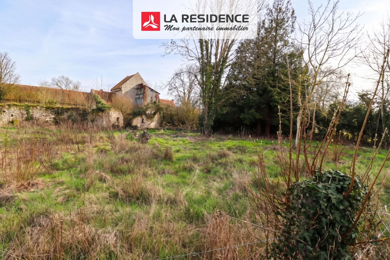 Terrain — Nucourt